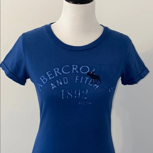 •Abercrombie and Fitch• Original Vintage Tee EUC - Picture 6 of 8